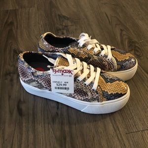 Steve Madden Platform Snake Skin Sneakers